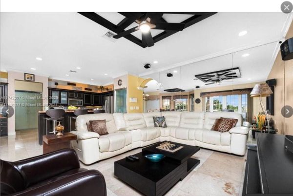 Interior, Kitchen, Living room, Recessed Lighting, Stainless Steel Appliances