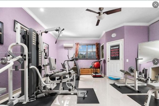 Fitness Equipment, Interior, Recessed Lighting