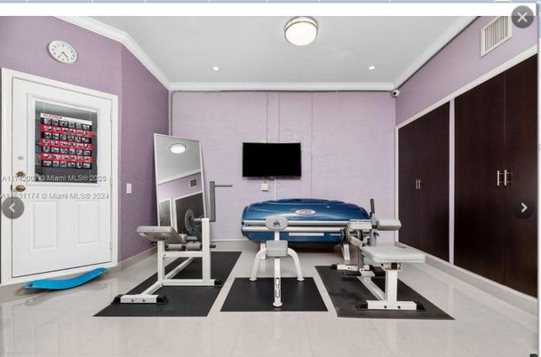 Fitness Equipment, Interior, Recessed Lighting