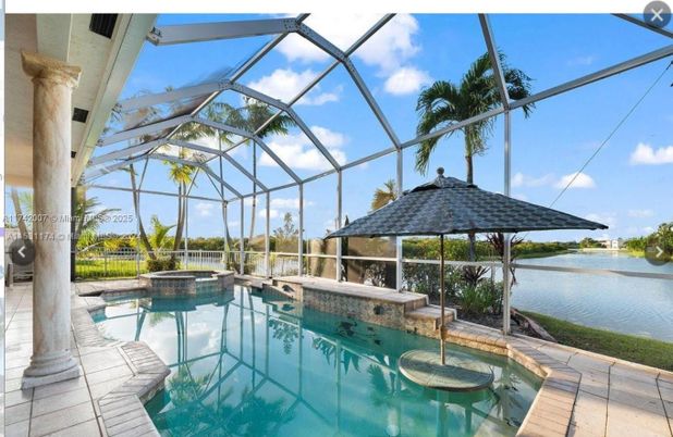 Glass Ceilings, Interior, Pool, Sun Room, Water