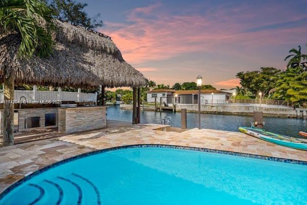 Exterior, Lake, Pool