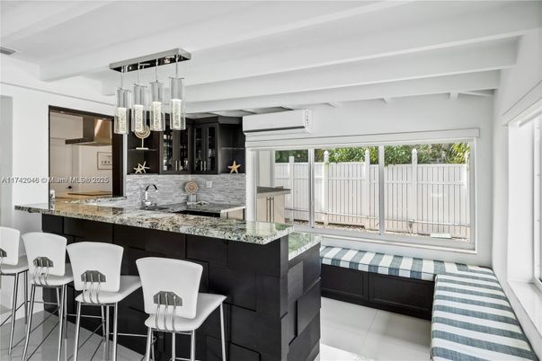 Interior, Kitchen, Pendant Lights
