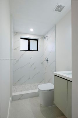 Bathroom, Interior, Marble Walls, Recessed Lighting