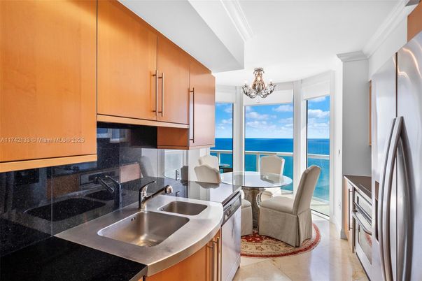 Chandelier, Interior, Kitchen, Water