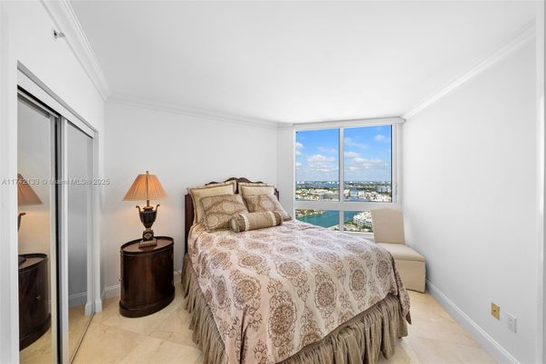 Bedroom, Interior, Water