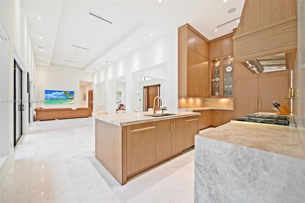 Interior, Kitchen, Living room, Marble, Recessed Lighting