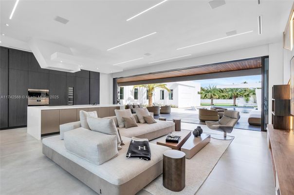 Interior, Kitchen, Living room, Recessed Lighting, Stainless Steel Appliances