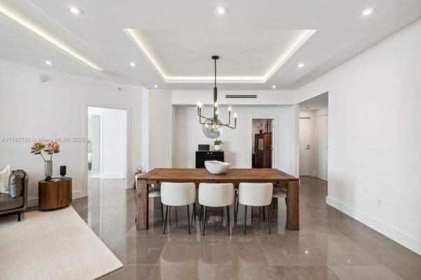 Chandelier, Dining room, Interior, Pendant Lights, Recessed Lighting