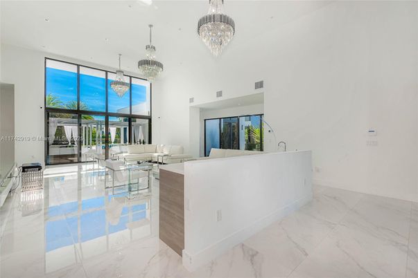 Chandelier, Interior, Living room, Marble, Pendant Lights, Recessed Lighting