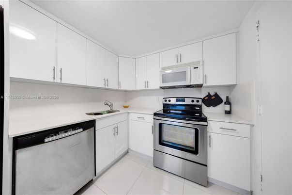 Interior, Kitchen, Stainless Steel Appliances