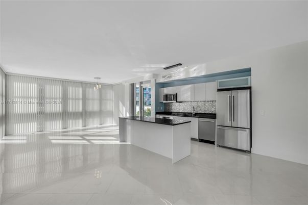 Interior, Kitchen, Pendant Lights, Stainless Steel Appliances