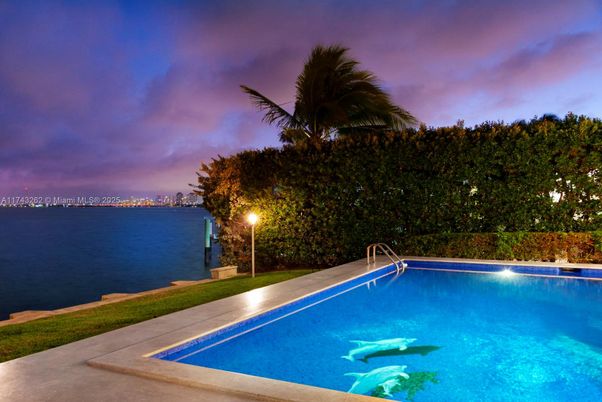 Exterior, Pool, Water