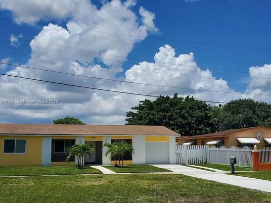 Attached, Backyard, Exterior, Facade, Ranch