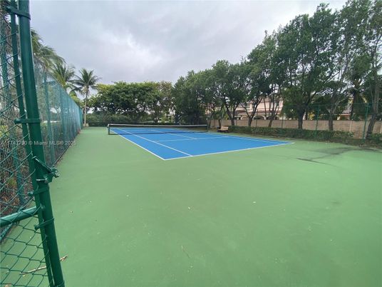 Exterior, Tennis Courts