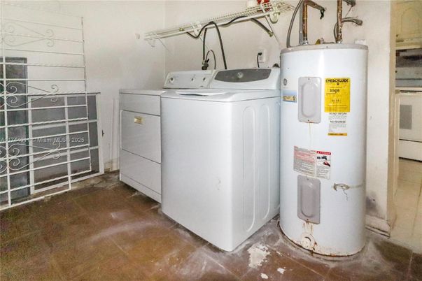 Interior, Washer