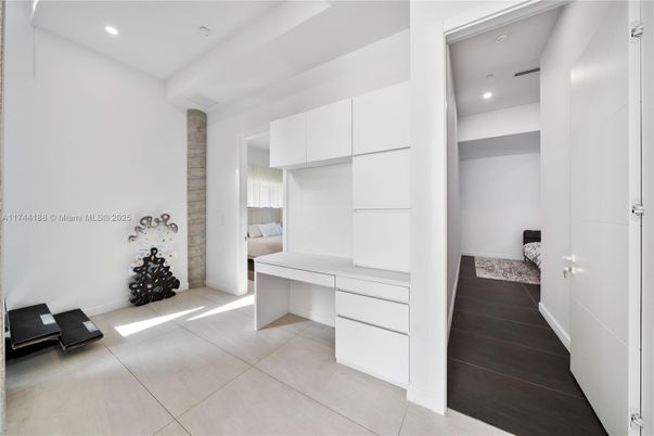 Interior, Recessed Lighting