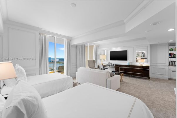 Bedroom, Home Office, Interior, Recessed Lighting, Water