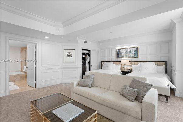 Bedroom, Interior, Living room, Recessed Lighting