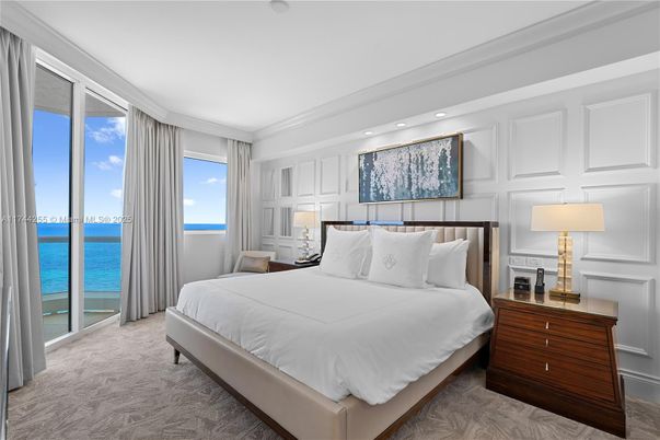 Bedroom, Interior, Recessed Lighting, Water