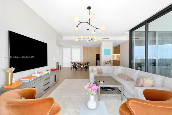 Dining room, Interior, Kitchen, Living room, Pendant Lights, Wood Texture Flooring