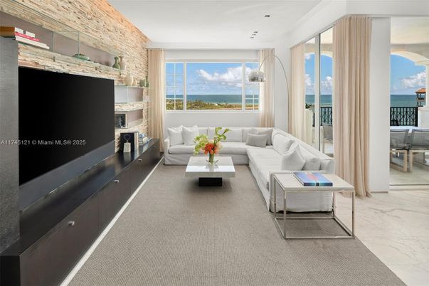Interior, Living room, Marble, Pendant Lights, Stone Walls, Water