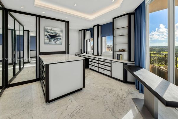Interior, Kitchen, Marble, Recessed Lighting