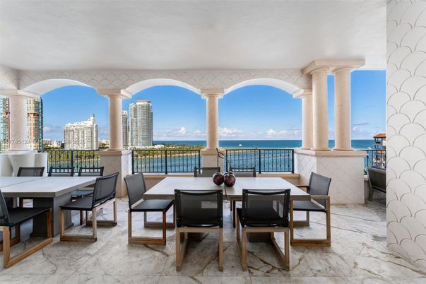 Water, Exterior, Dining room, Other