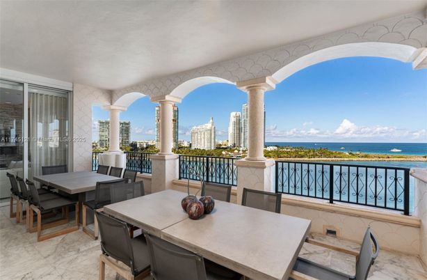 Water, Exterior, Interior, Dining room, Other