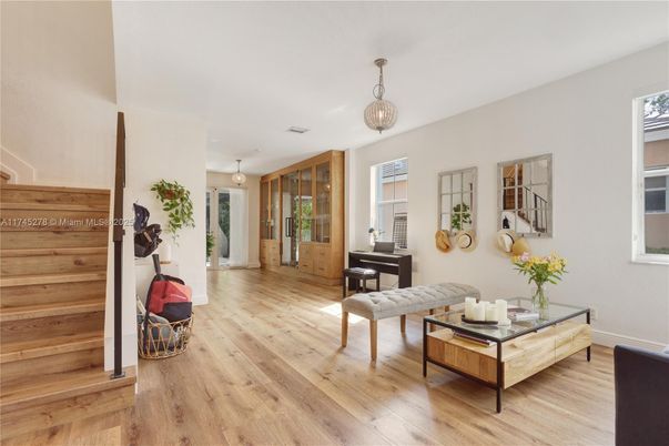 Interior, Living room, Pendant Lights, Piano, Wood Texture Flooring, Wooden Walls
