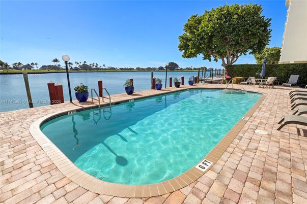 Exterior, Pool, Water