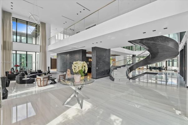 Interior, Living room, Pendant Lights, Recessed Lighting