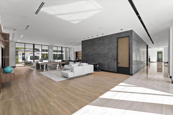 Dining room, Interior, Living room, Pendant Lights, Recessed Lighting, Wood Texture Flooring