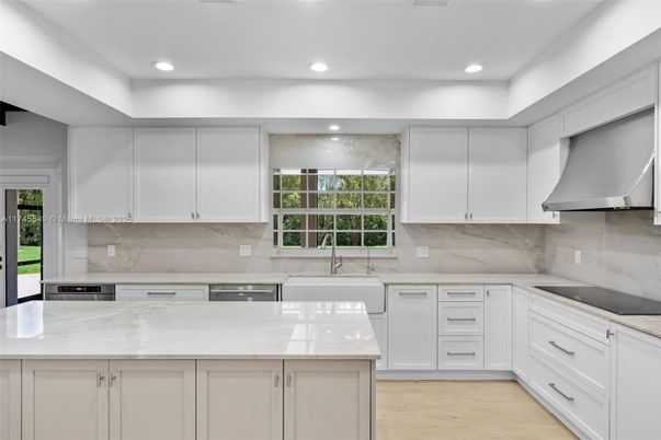 Interior, Kitchen, Marble Walls, Recessed Lighting, Wood Texture Flooring