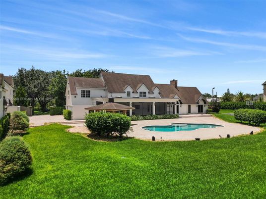 Backyard, Exterior, Pool