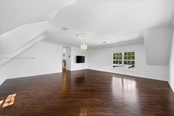 Chandelier, Empty room, Interior, Wood Texture Flooring