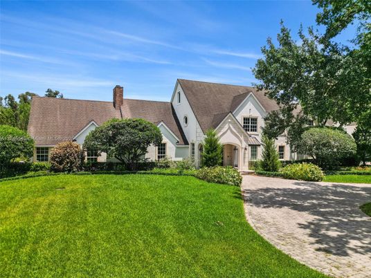 Backyard, Exterior, Facade, French Provincial