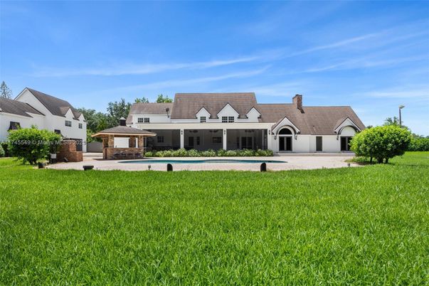 Attached, Backyard, Exterior, Facade, Cape Cod