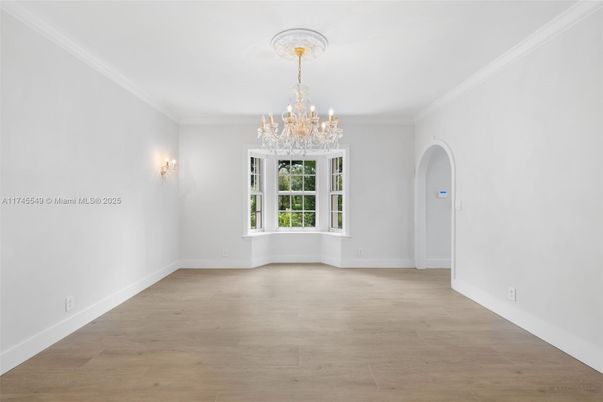 Chandelier, Empty room, Interior, Wood Texture Flooring