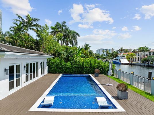 Exterior, Lake, Pool, Water