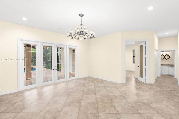Chandelier, Empty room, Interior, Recessed Lighting