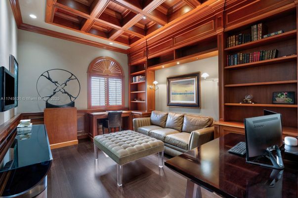 Home Office, Interior, Recessed Lighting, Wooden Beams, Wooden Ceilings, Wood Texture Flooring