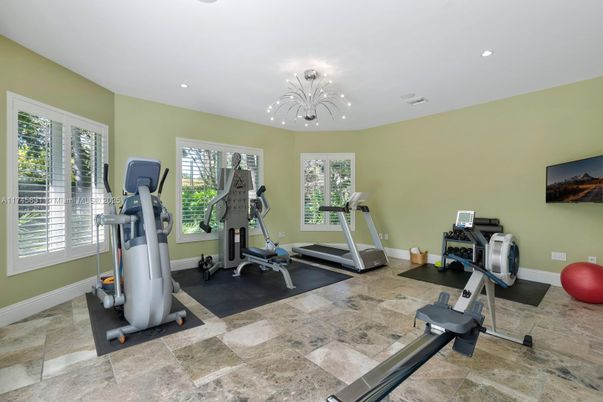 Fitness Equipment, Interior, Recessed Lighting