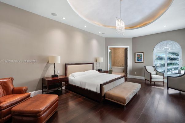 Bedroom, Interior, Pendant Lights, Recessed Lighting, Wood Texture Flooring