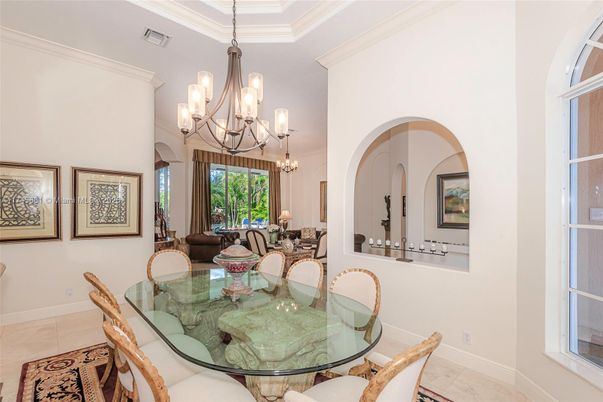 Chandelier, Dining room, Interior