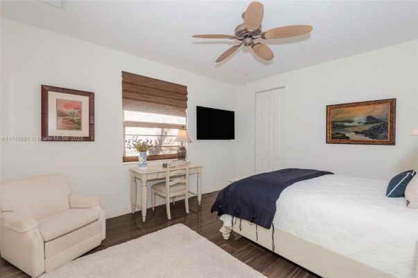 Bedroom, Home Office, Interior, Wood Texture Flooring