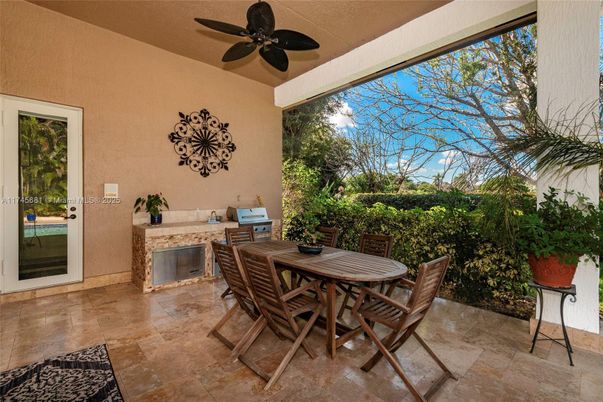 Exterior, Fireplace