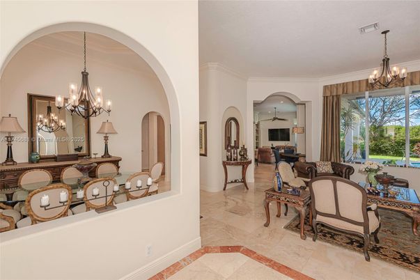Chandelier, Dining room, Interior