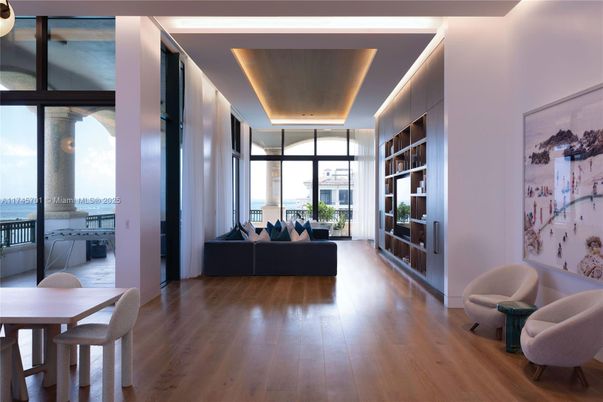 Dining room, Interior, Living room, Recessed Lighting, Wood Texture Flooring