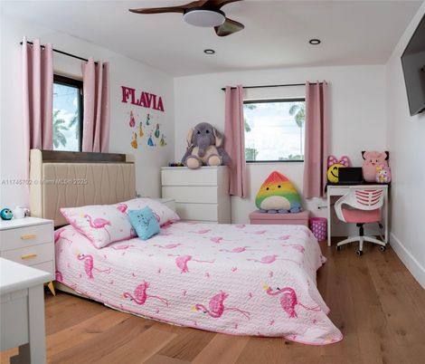 Bedroom, Home Office, Interior, Recessed Lighting, Wood Texture Flooring