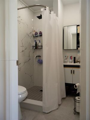 Bathroom, Interior, Marble Walls